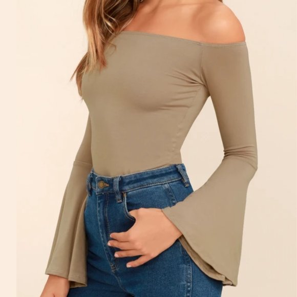Lulus Flirt Factor Off The Shoulder Bell Sleeve Top Womens Size Large - Picture 1 of 6